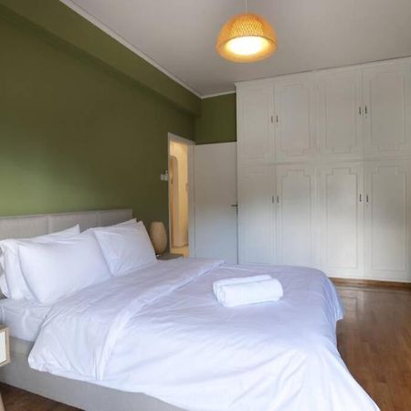 Palaio Faliro, A Bright And Spacious Apartment 雅典 外观 照片