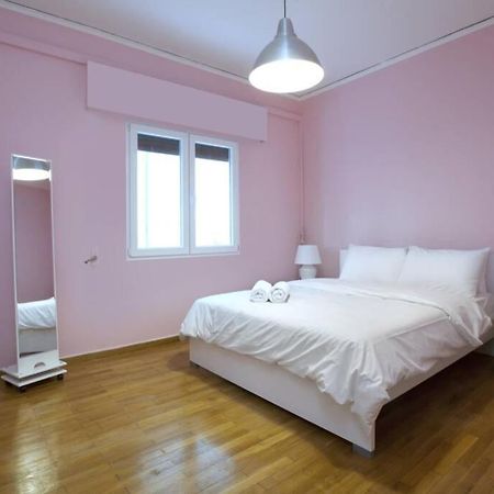 Palaio Faliro, A Bright And Spacious Apartment 雅典 外观 照片