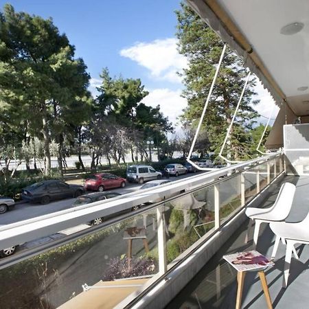 Palaio Faliro, A Bright And Spacious Apartment 雅典 外观 照片