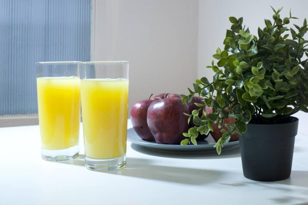 Palaio Faliro, A Bright And Spacious Apartment 雅典 外观 照片